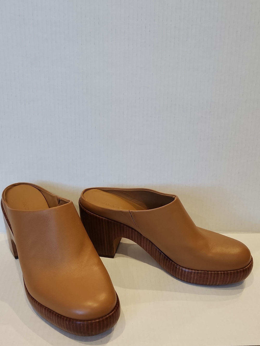 Vince Leather Navina Clogs Mule Shoes 9.5